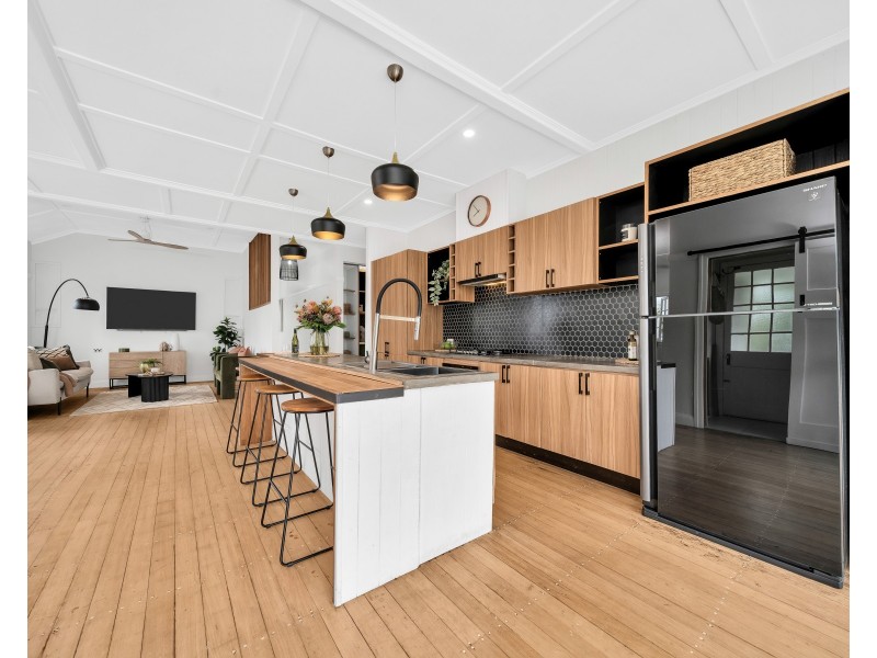 144 Greenslopes Street, Edge Hill QLD 4870