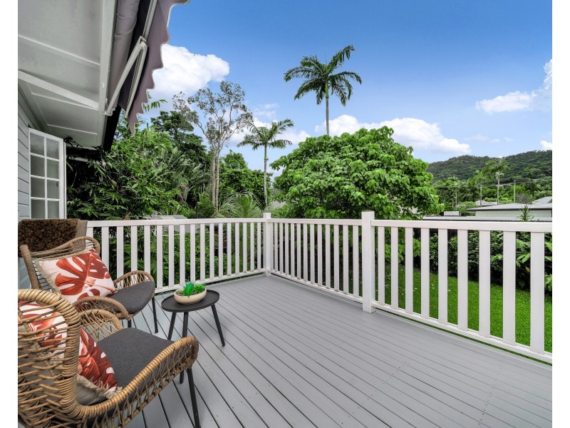 144 Greenslopes Street, Edge Hill QLD 4870