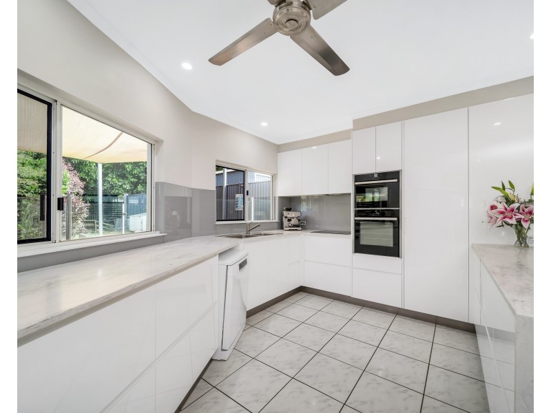 21 Flindersia Street, Redlynch QLD 4870