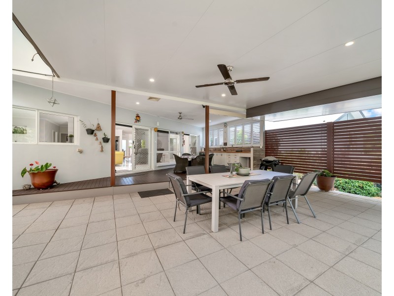 21 Flindersia Street, Redlynch QLD 4870