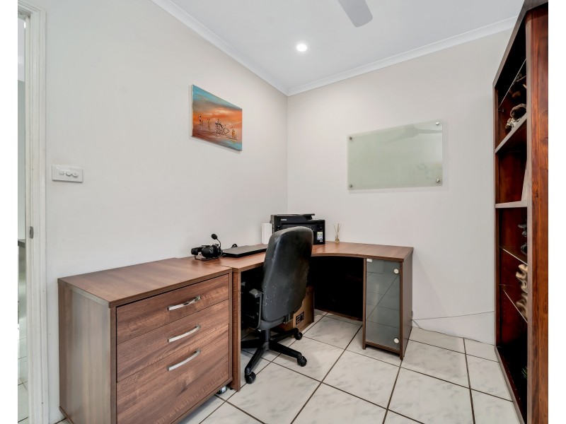 21 Flindersia Street, Redlynch QLD 4870
