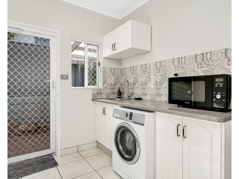 21 Flindersia Street, Redlynch QLD 4870