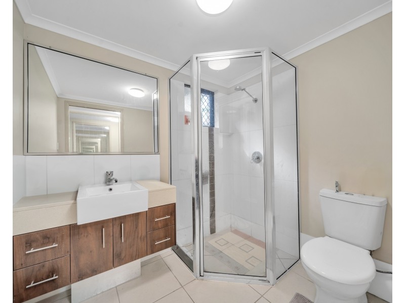 58/1-15 Robson Street, Mooroobool QLD 4870