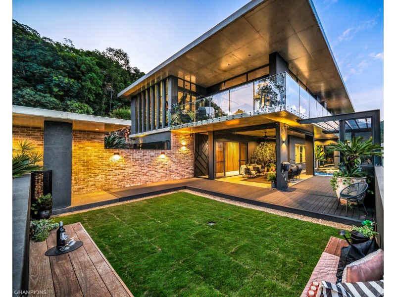 22 Akame Avenue, Caravonica QLD 4878
