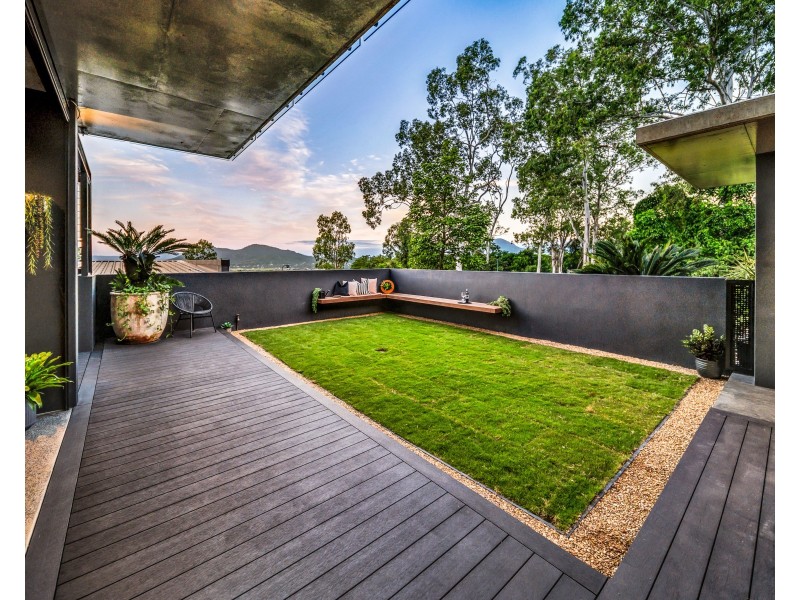 22 Akame Avenue, Caravonica QLD 4878