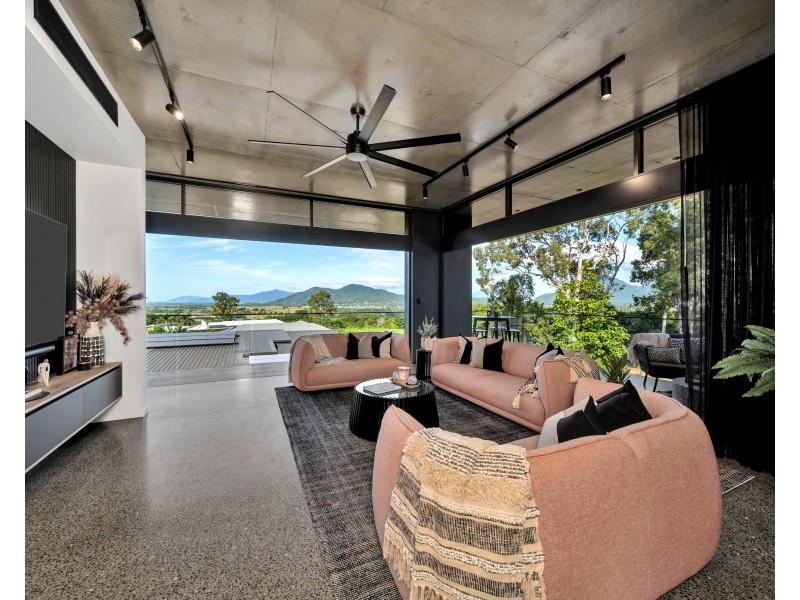 22 Akame Avenue, Caravonica QLD 4878