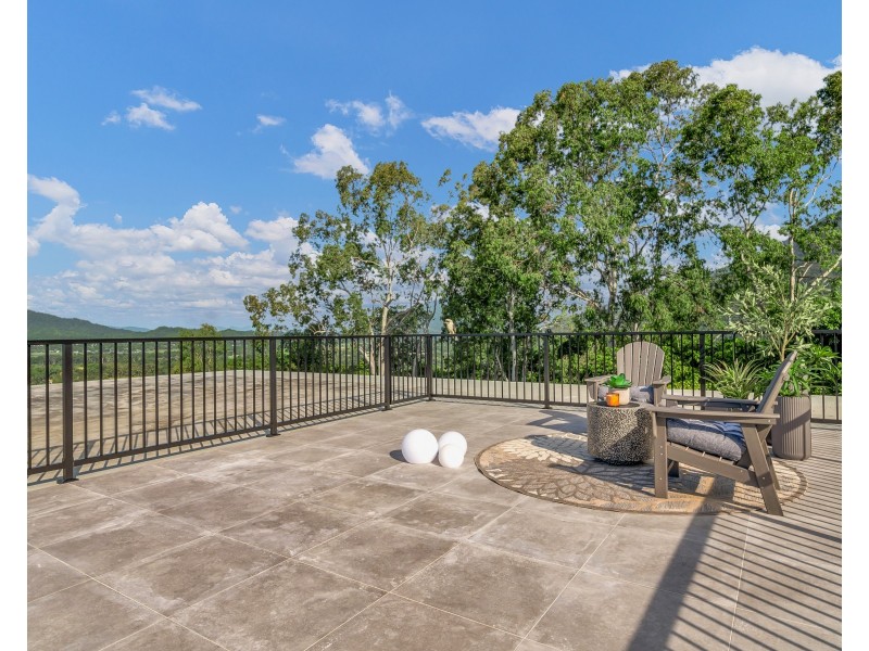 22 Akame Avenue, Caravonica QLD 4878