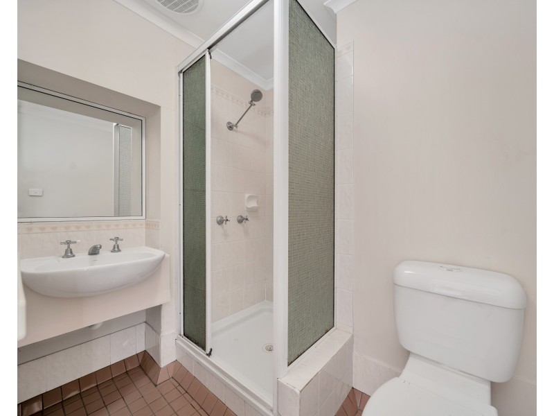 16/9-11 Behan Street, Manunda QLD 4870