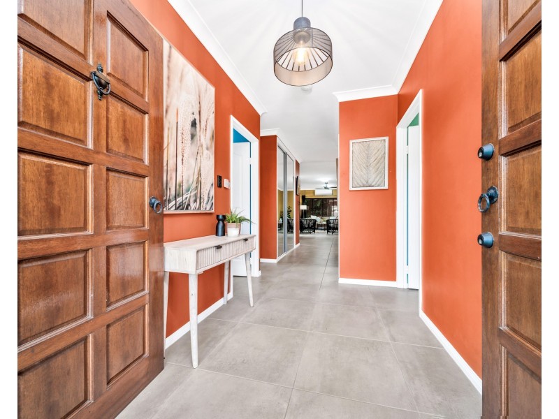 8 Caper Street, Mount Sheridan QLD 4868