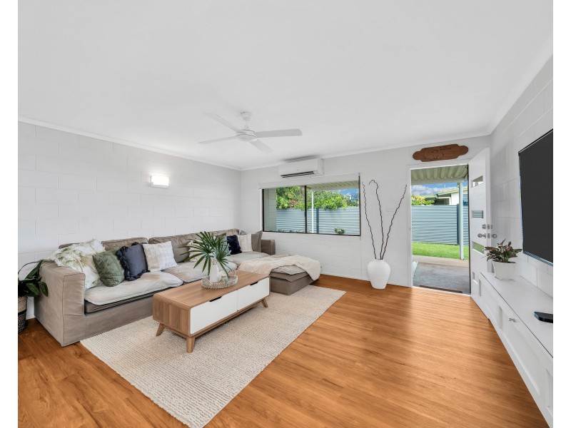 14 Stirling Street, Whitfield QLD 4870