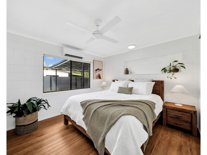 14 Stirling Street, Whitfield QLD 4870