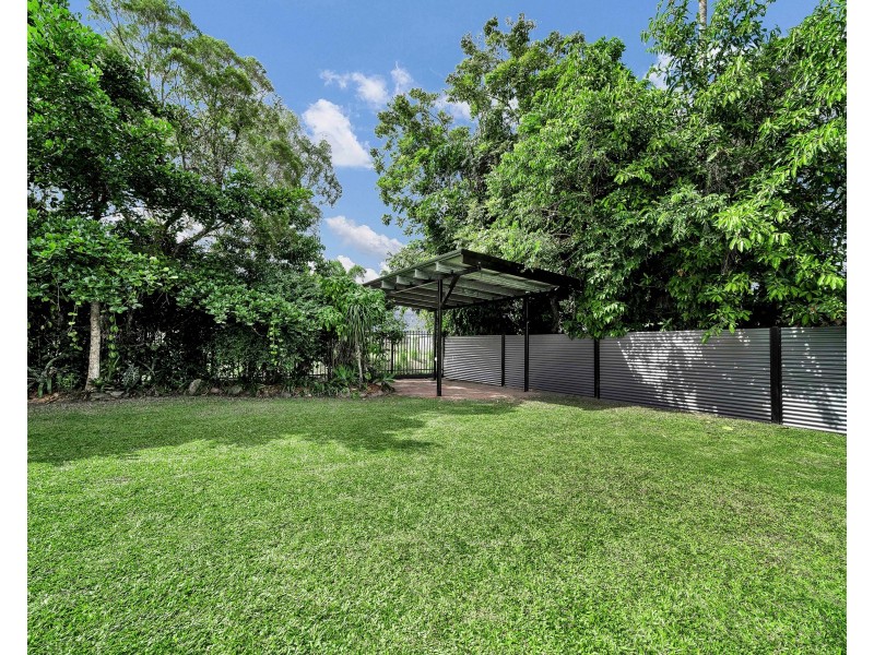 14 Stirling Street, Whitfield QLD 4870