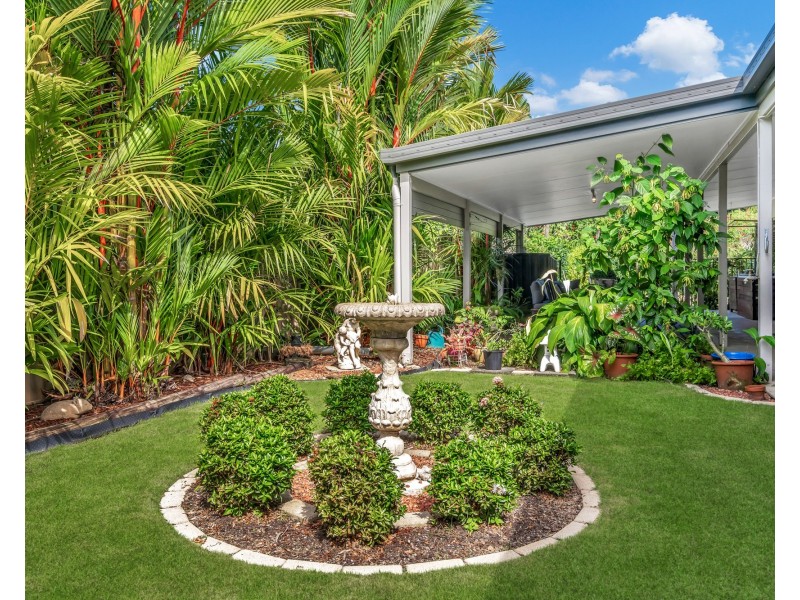 11 Pomona Avenue, Mooroobool QLD 4870