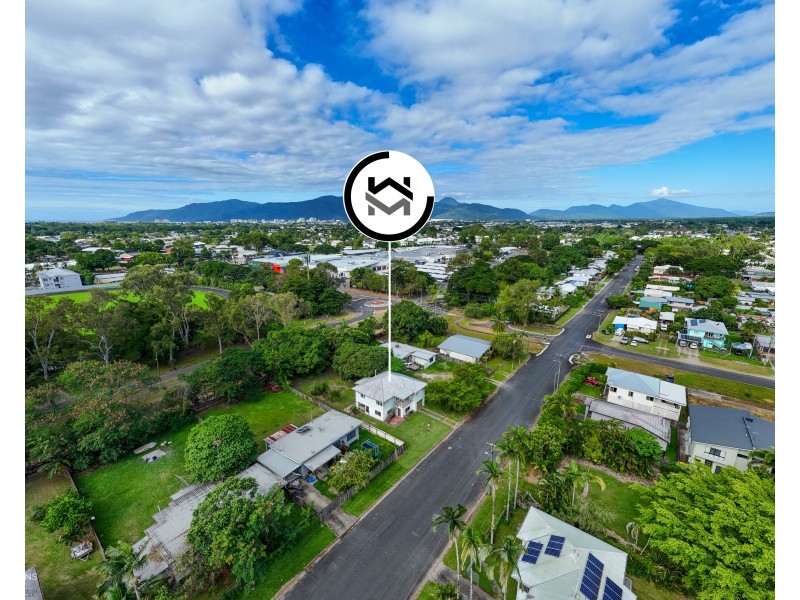 74 Hayward Street, Mooroobool QLD 4870