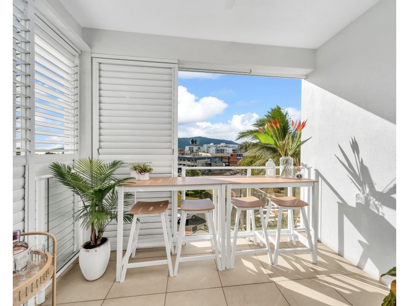 37/201 Lake Street, Cairns North QLD 4870