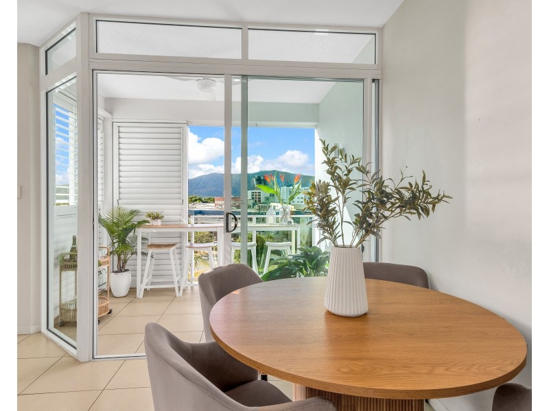 37/201 Lake Street, Cairns North QLD 4870