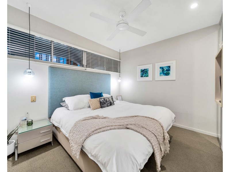 37/201 Lake Street, Cairns North QLD 4870