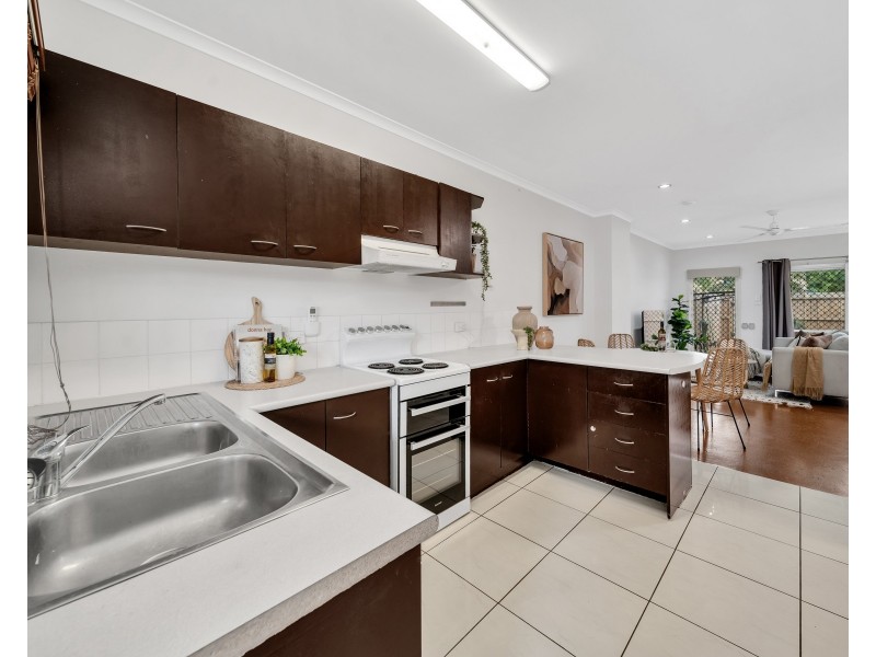 1/14 Springfield Crescent, Manoora QLD 4870