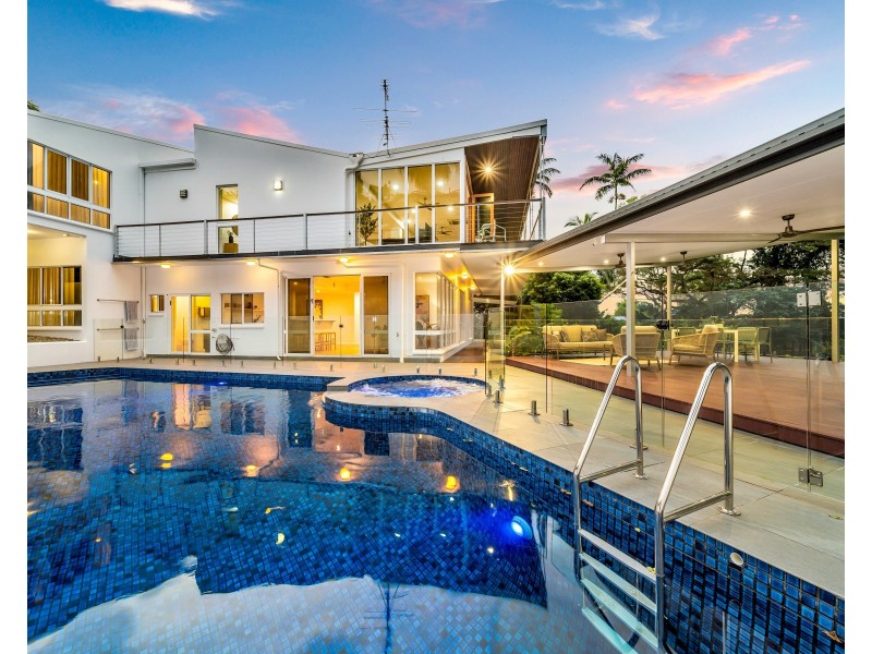 33 Megan Close, Freshwater QLD 4870