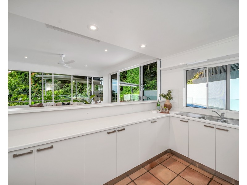 33 Megan Close, Freshwater QLD 4870