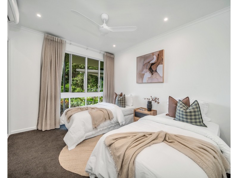 33 Megan Close, Freshwater QLD 4870