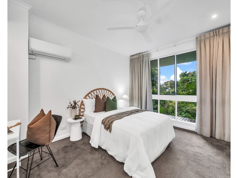 33 Megan Close, Freshwater QLD 4870