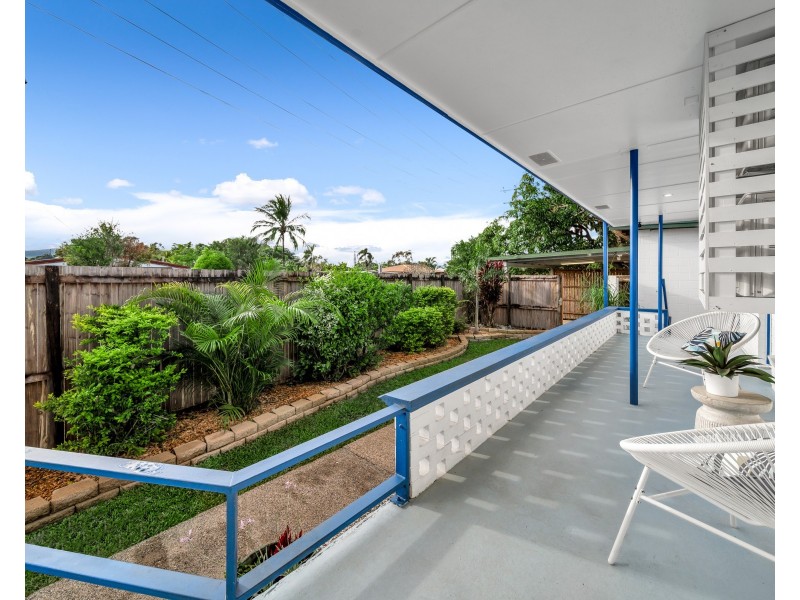 23 Henley Street, Earlville QLD 4870