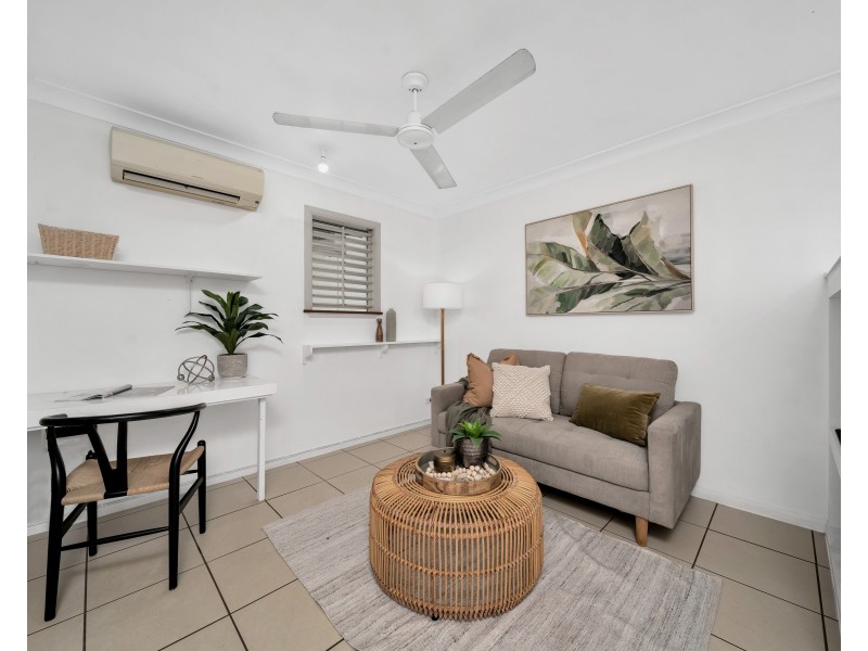 23 Henley Street, Earlville QLD 4870