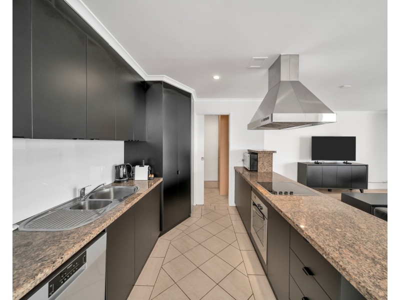 81/107 Esplanade, Cairns City QLD 4870