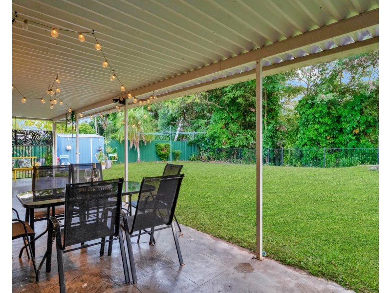 19 Hadrian Avenue, Mooroobool QLD 4870