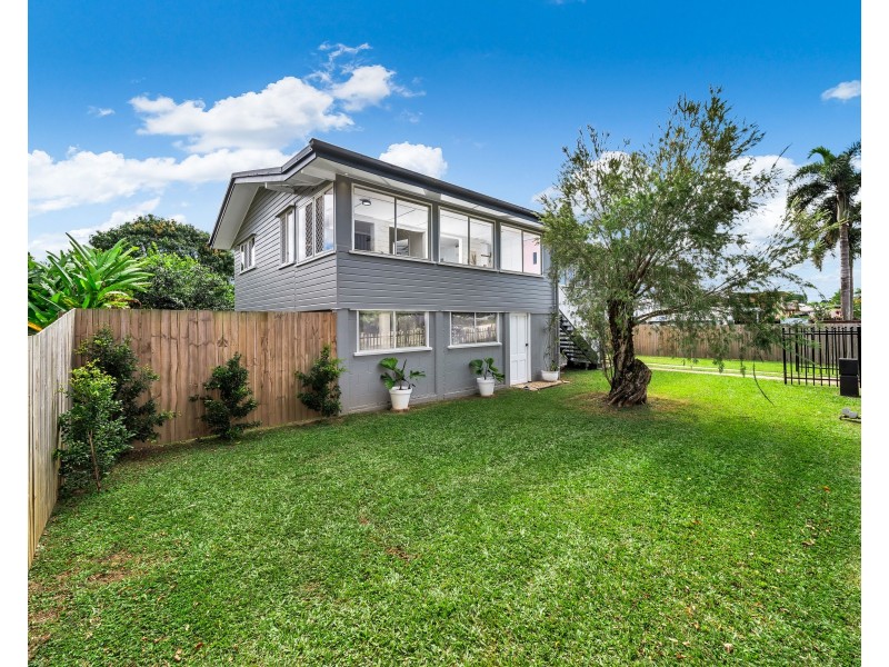 28 Henley Street, Earlville QLD 4870