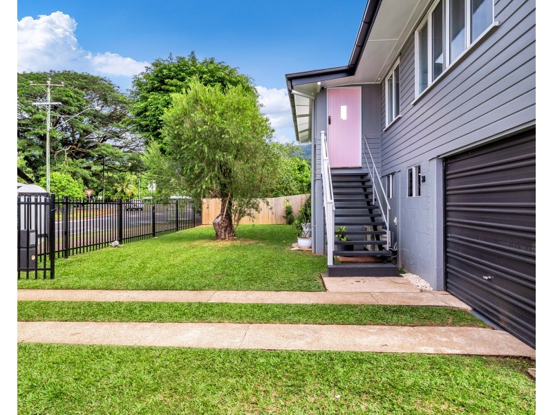 28 Henley Street, Earlville QLD 4870