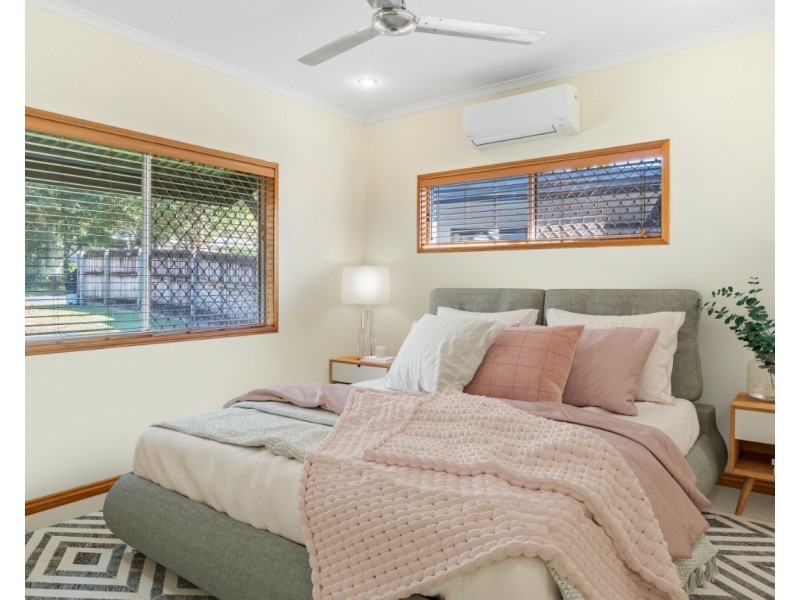 17 Fraser Close, Kanimbla QLD 4870