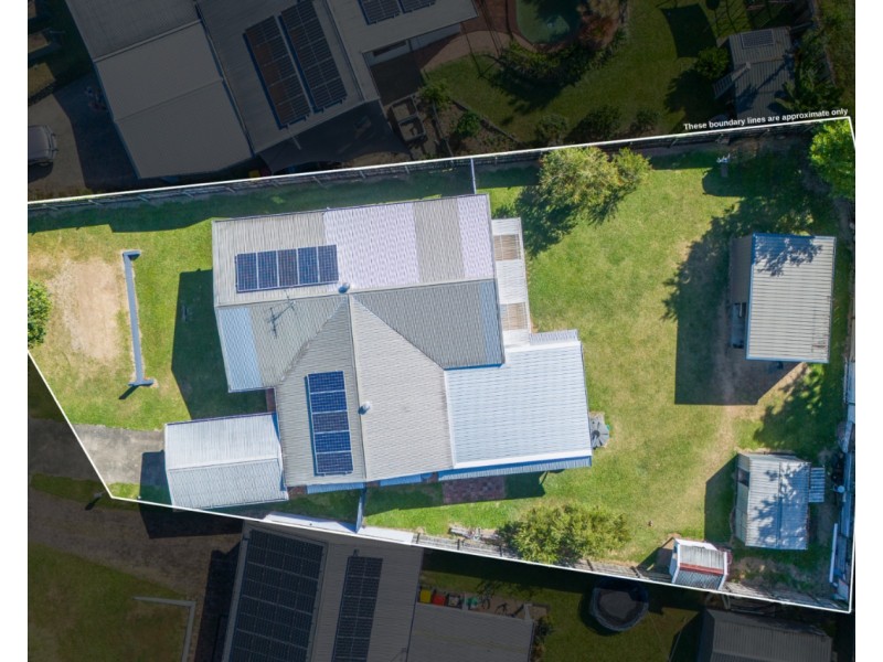 17 Fraser Close, Kanimbla QLD 4870