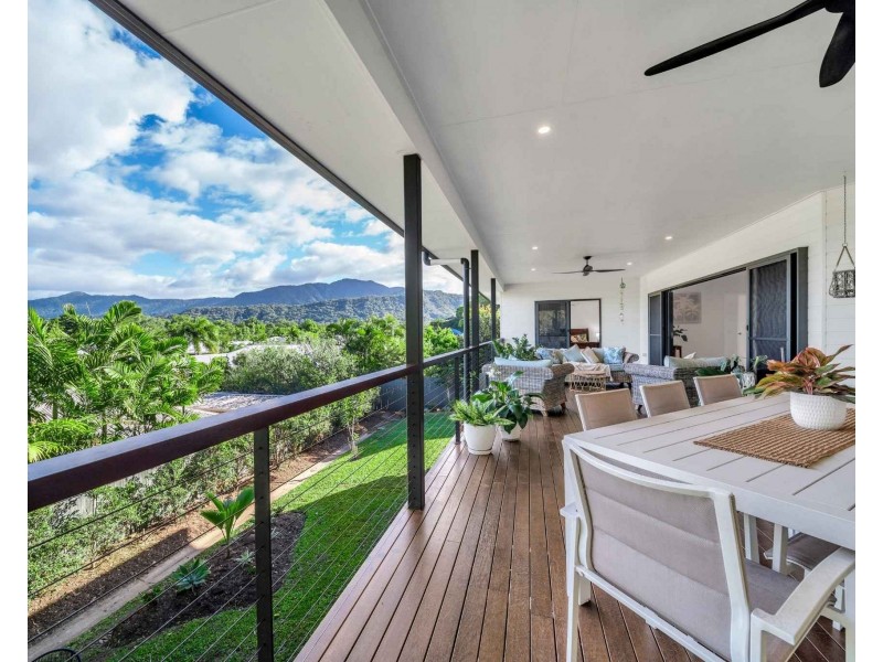 39 Propeller Court, Trinity Beach QLD 4879
