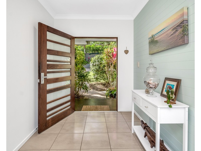 39 Propeller Court, Trinity Beach QLD 4879