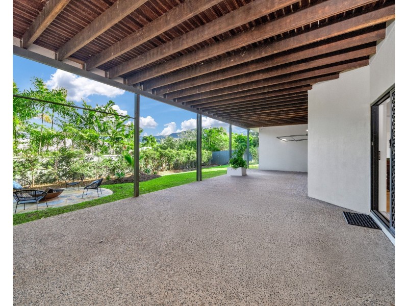 39 Propeller Court, Trinity Beach QLD 4879