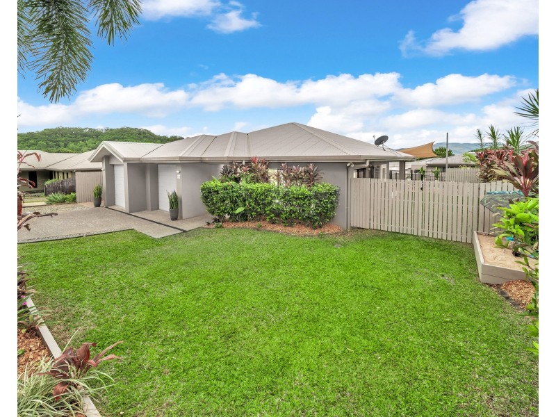 108 McFarlane Drive, Kanimbla QLD 4870