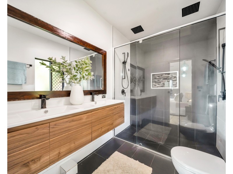 6 Corea Court, Mount Sheridan QLD 4868