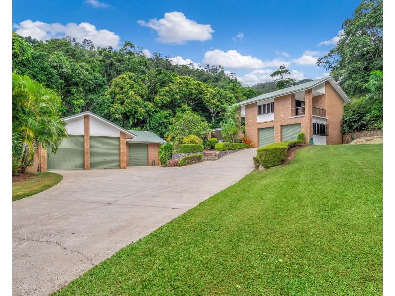 14 Cicero Close, Mooroobool QLD 4870