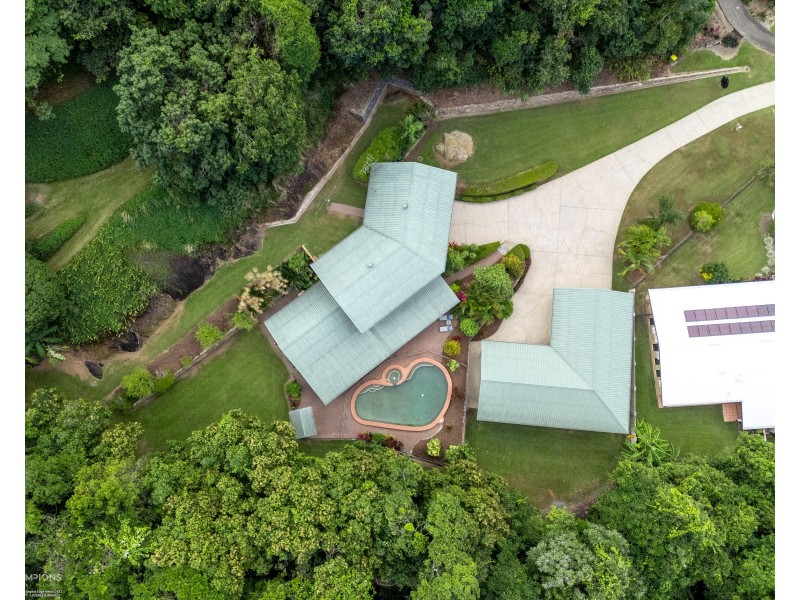 14 Cicero Close, Mooroobool QLD 4870