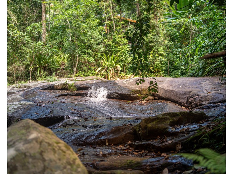 14 Cicero Close, Mooroobool QLD 4870