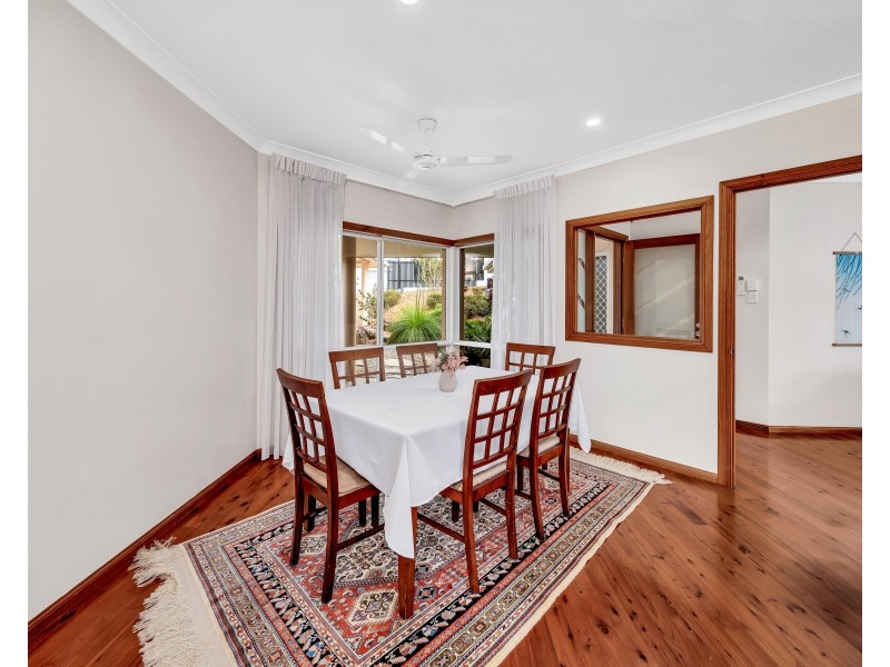 33 Eugenia Crescent, Redlynch QLD 4870