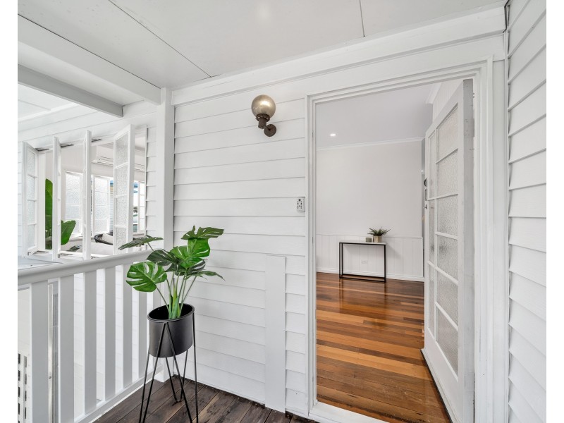 20 Boland Street, Westcourt QLD 4870
