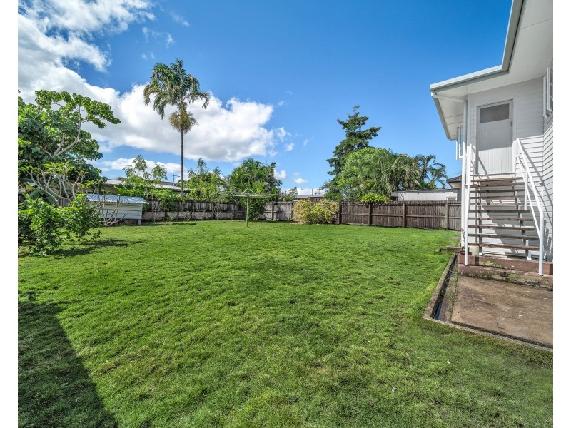 20 Boland Street, Westcourt QLD 4870