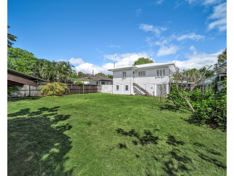 20 Boland Street, Westcourt QLD 4870