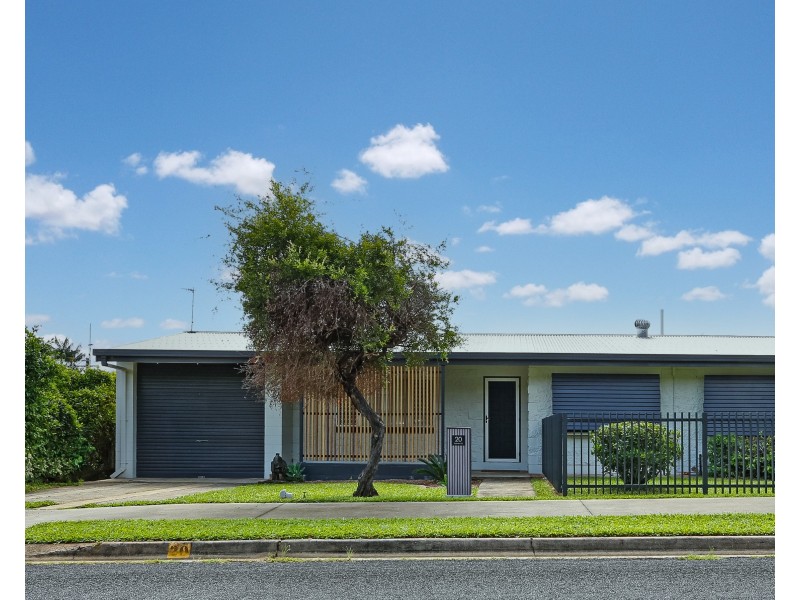20 Fairview Street, Bayview Heights QLD 4868
