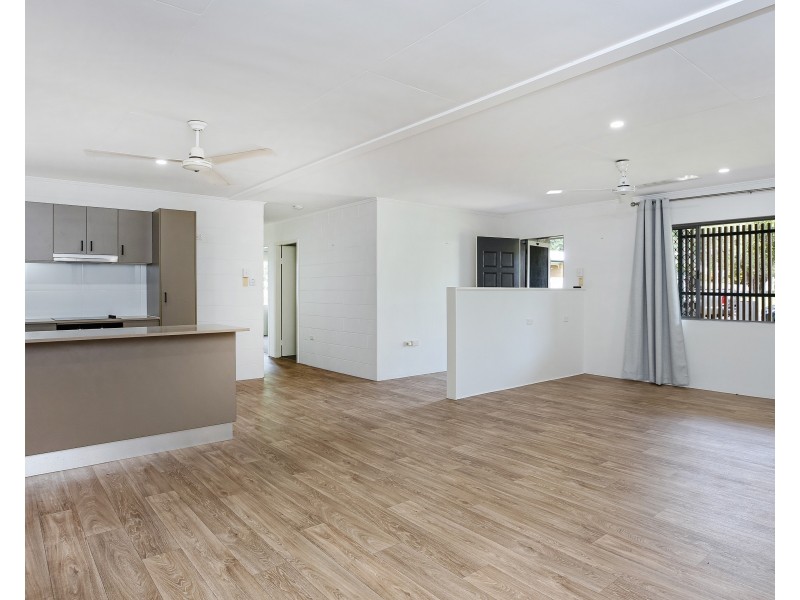 20 Fairview Street, Bayview Heights QLD 4868