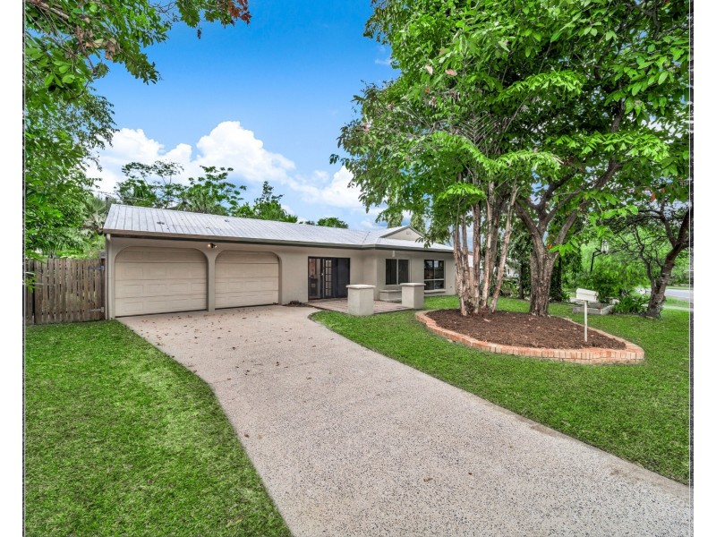 92 Hobson Drive, Brinsmead QLD 4870