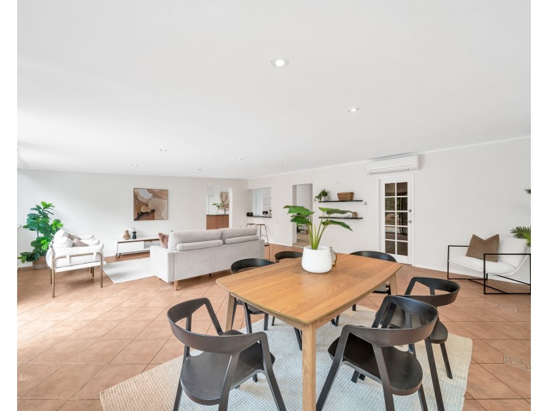 92 Hobson Drive, Brinsmead QLD 4870